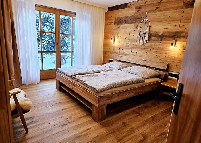 아파트 Irma In & Out *